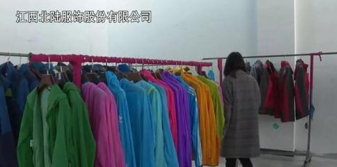 實探于都服裝工廠自營店 國內(nèi)品牌云集，批發(fā)市場新熱點
