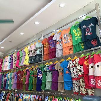 北京工廠外貿(mào)服裝批發(fā)一站式采購指南 童裝、棉服羽絨服與豐臺(tái)批發(fā)市場(chǎng)解析